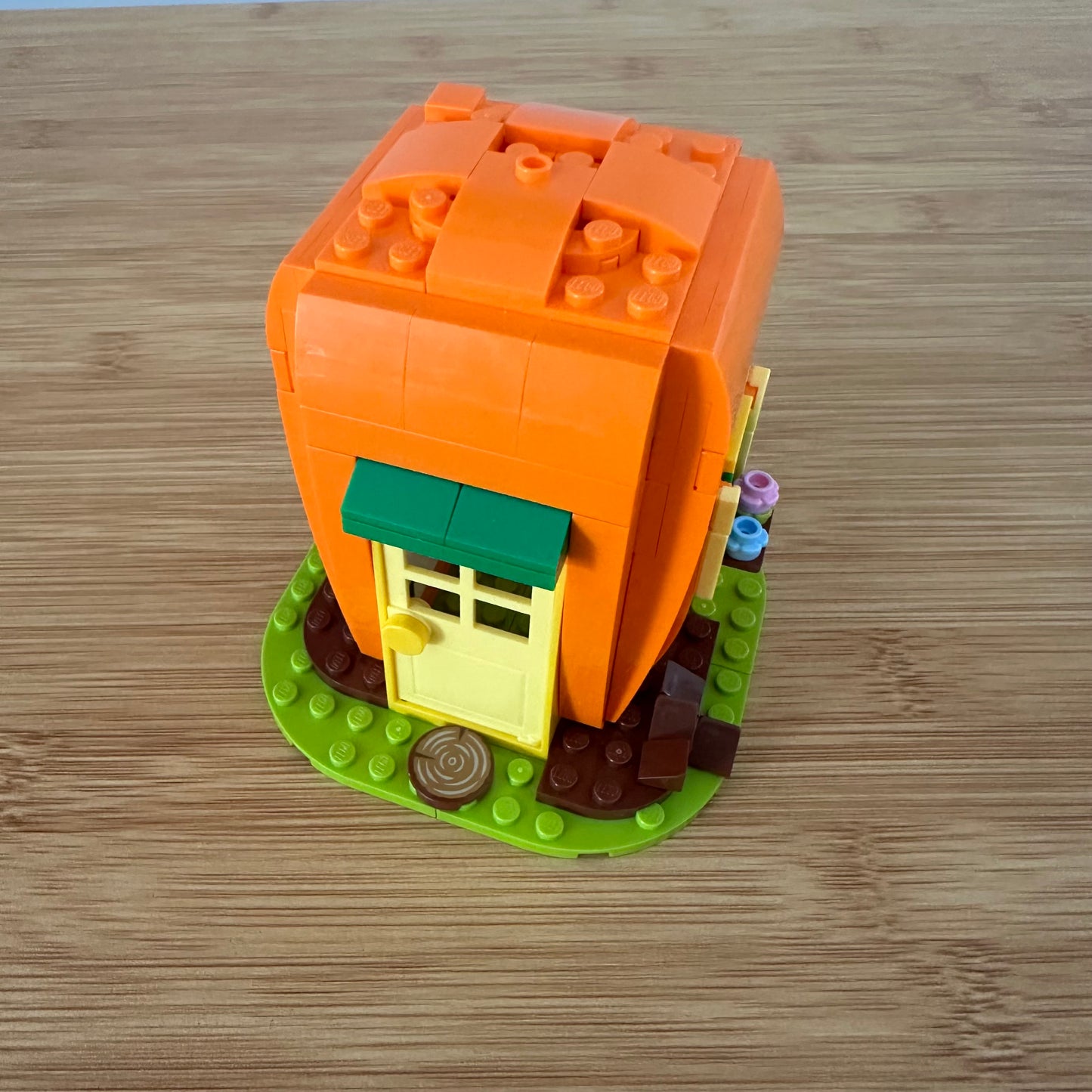 LEGO Carrot House