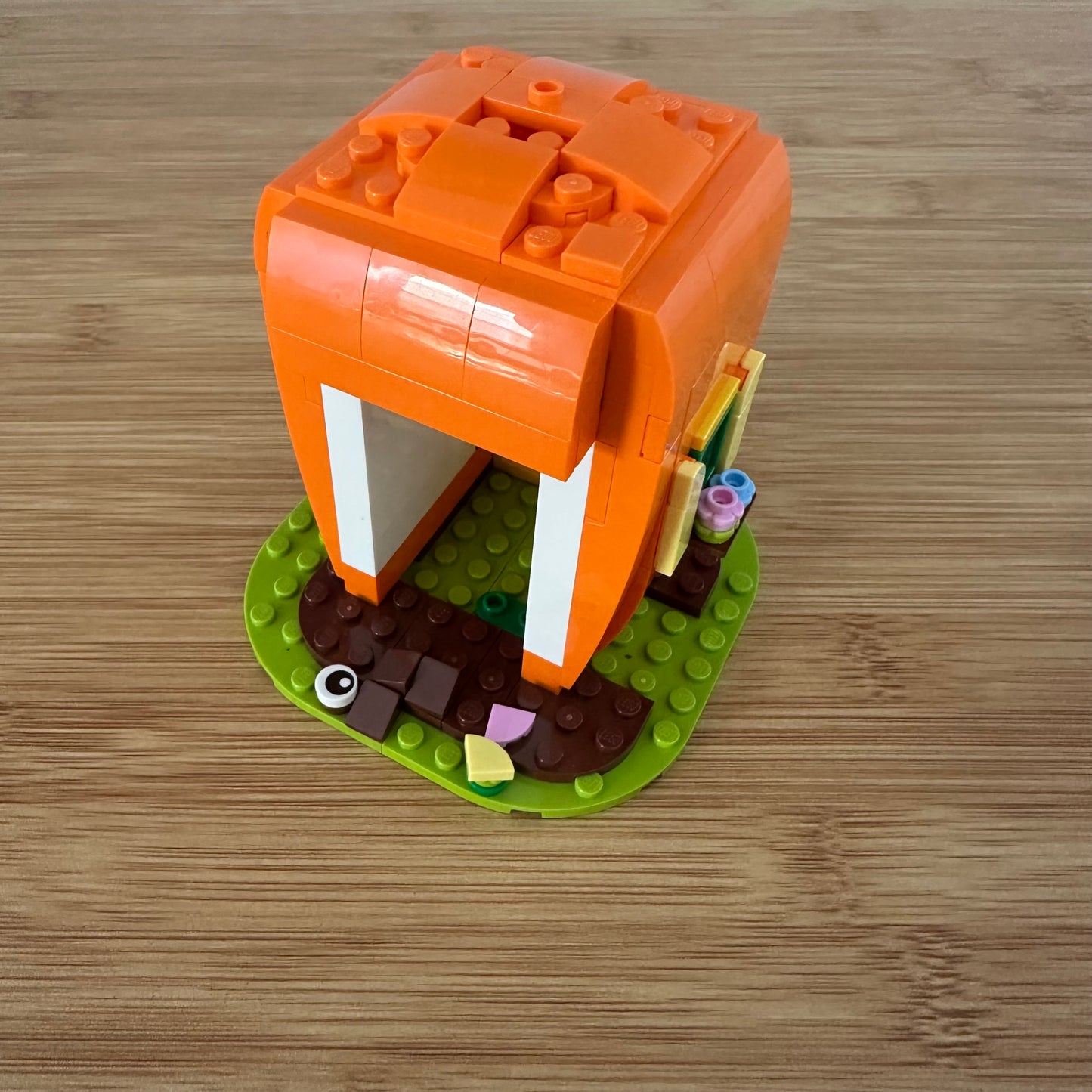 LEGO Carrot House