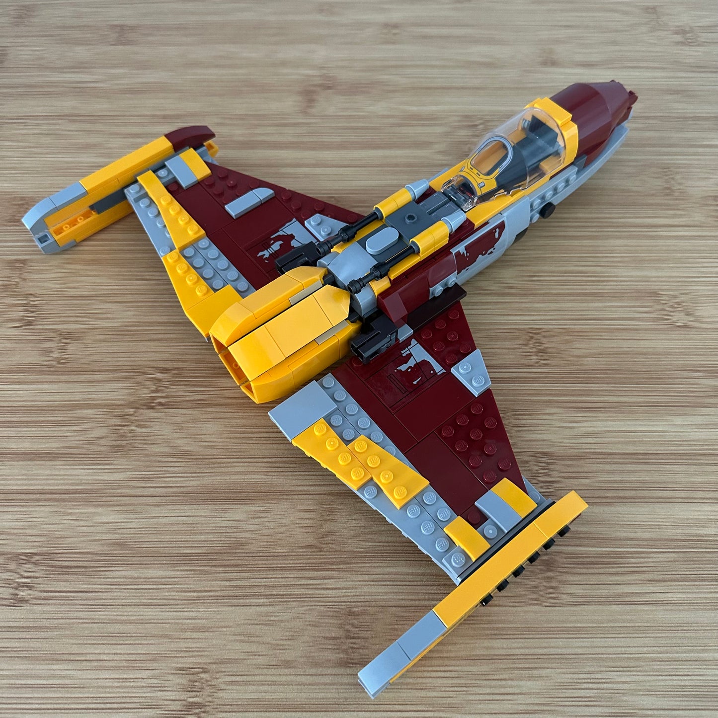 LEGO Shin Hati Starfighter